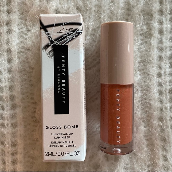 Fenty Beauty Gloss Bomb Universal Lip Luminizer 01 Fenty Glow 2 ml .07 fl oz NIB - Picture 1 of 3
